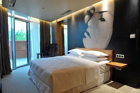 Four Points by Sheraton Hotel Kecskemet - camera elegantă cu pat dublu la preţ redus