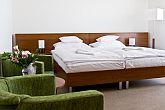 Beschikbare hotelkamer in het Hotel Kelep in het hart van Tokaj voor goedkope prijzen