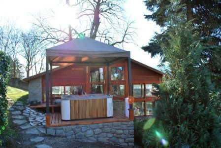 Jacuzzi en el Hotel Var Wellnes en Visegrad