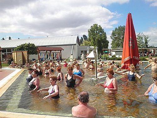 Les thermes Tiszapart Tiszakécske, week-end de bien-être en paquets en réduction offertes par l'Hôtel Barack Thermal