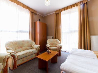 Chambre d'hôtel avec demi-pension à l'hôtel Aqua de Kistelek