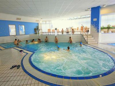 Aqua Hotel Kistelek pachete speciale de wellness cu intrare spa