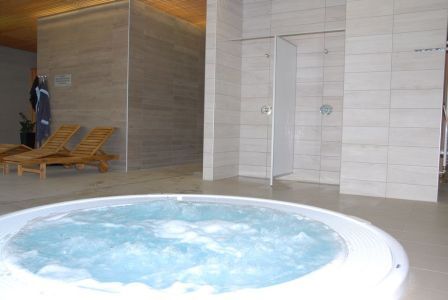 Akademia Hotel's jacuzzi in Balatonfured for wellness lovers