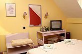 Tweepersoonskamer in het driesterren Hotel Liget in Erd - thermaalhotels in Hongarije