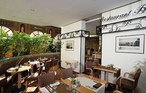 Restaurant Budavar in het Hotel Mercure Boedapest Boeda - viersterren accommodatie in Boedapest