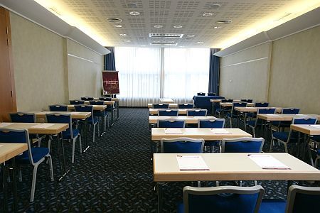 Sala de conferinte in hotelul Mercure Budapest Buda