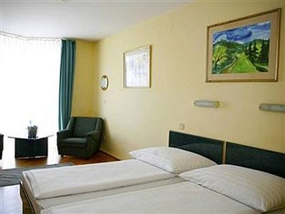 Habitacion de hotel con precio rebajado en el Hotel Bara, cerca de colina Gellert