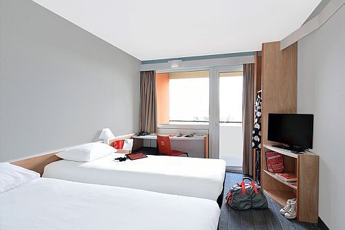 Hotel Ibis CitySouth***, vacker och tüst hotelrum i Kispest nära till Europark