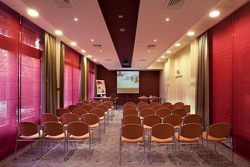 Sala konferencyjna Hotelu Ibis CitySouth w Budapeszcie