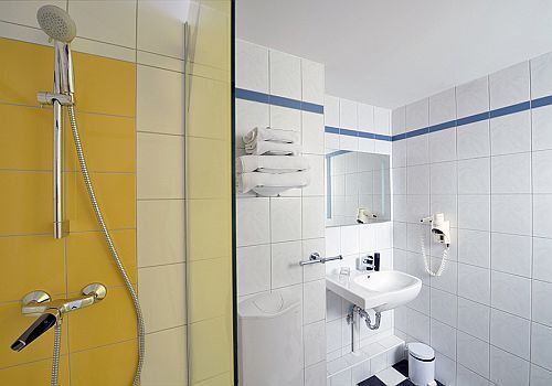 Ibis Styles Budapest City - Ibis Styles - bathroom