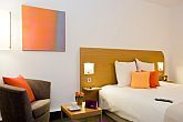 Bekvämt rum i Hotell City Novotel. Luftkonditionering, a