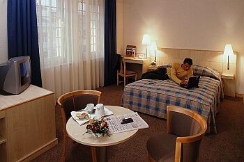 Wygodne i jasne pokoje w centrum Budapesztu - Hotel Novotel Centrum