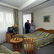 Отели в Дебрецене - уютный двухместный номер в отеле Hotel Nagyerdo Debrecen