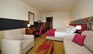 Hotel Forras superior  - 4-звездочный отель со скидками  в Сегеде