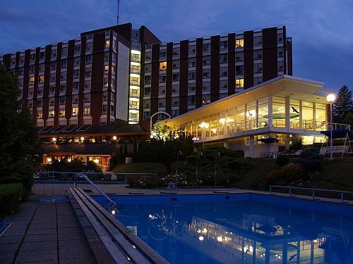 Danubius Health Spa Resort Aqua - hôtel thermal Heviz