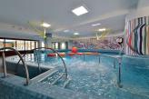 Hotel Termal y de Deporte Buk - balneario - piscina interior